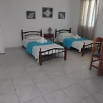 Tinos Zalonis شقة فندقية اجيوس ايوانيس