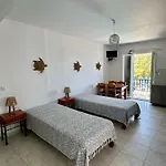 Tinos Zalonis 3*