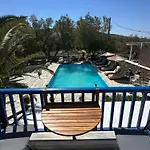 شقة فندقية Tinos Zalonis