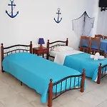 Tinos Zalonis شقة فندقية