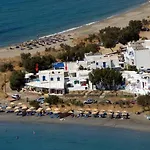 Tinos Zalonis 3* اجيوس ايوانيس