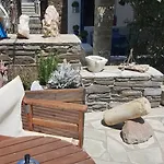 Tinos Zalonis شقة فندقية 3*