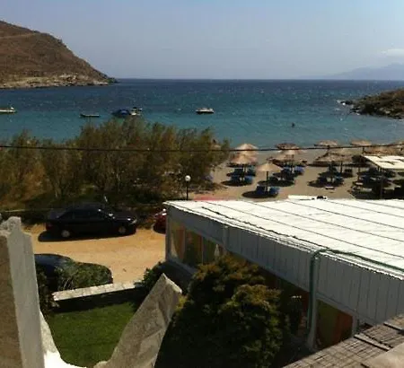 Tinos Zalonis Lägenhetshotell 3*